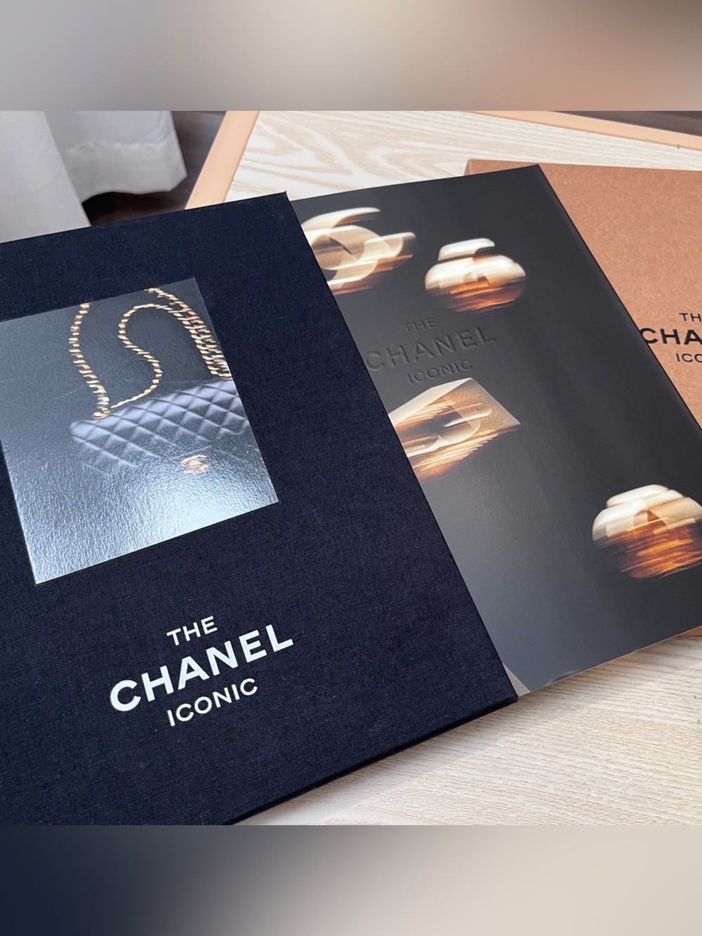 The CHANEL Iconic magazine